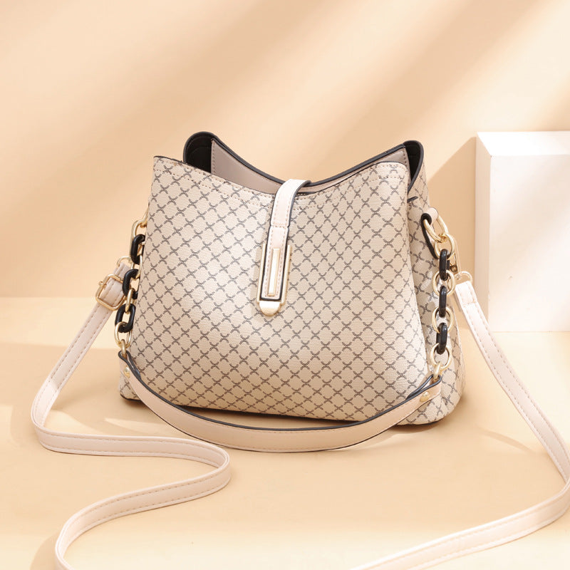 Retro Pattern Ladies Single Shoulder Handbag Fashionable Shoulder Large Capacity Bag