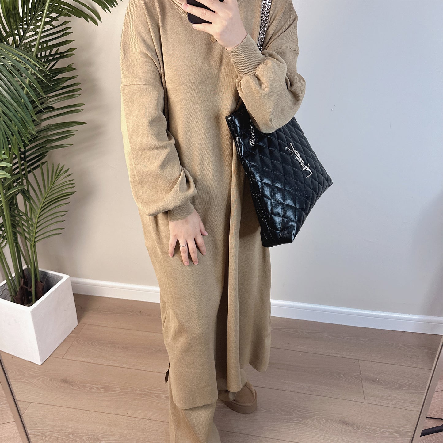 Loriya2023 Dubai Middle East Autumn and Winter thickened knitted sweater dress + wide leg pants LR683